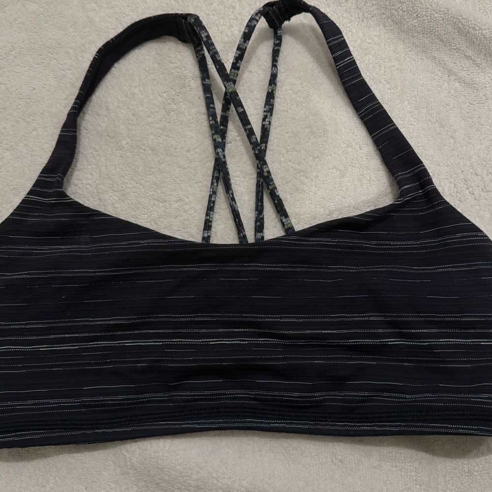 Pristine Lululemon Free To Be Bra Cyber Stripe Naval Blue Black Size: 8 - Picture 7 of 9